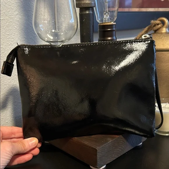 Elegant Black Beaded Clutch - Picture 5 of 10